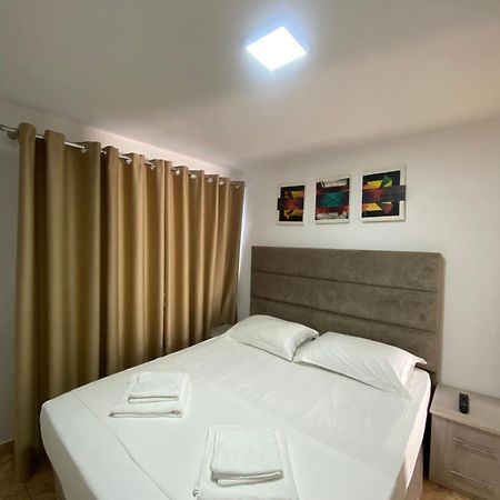Kuburi Hotel Ksamil Ngoại thất bức ảnh