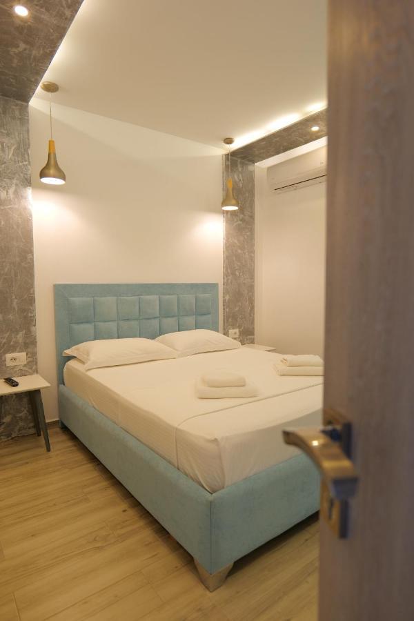 Kuburi Hotel Ksamil Ngoại thất bức ảnh