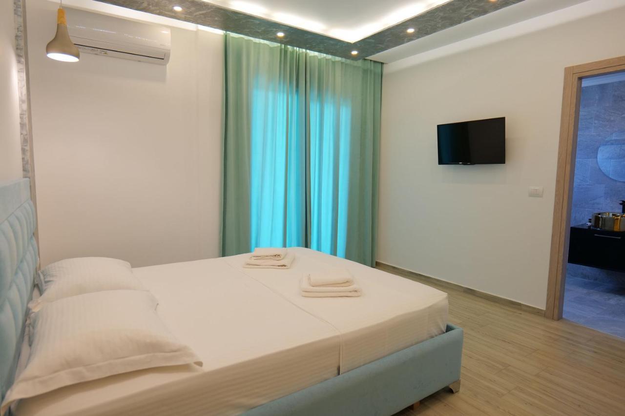 Kuburi Hotel Ksamil Ngoại thất bức ảnh