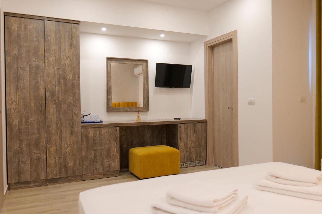 Kuburi Hotel Ksamil Ngoại thất bức ảnh