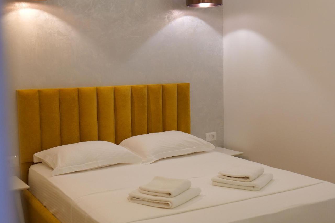 Kuburi Hotel Ksamil Ngoại thất bức ảnh