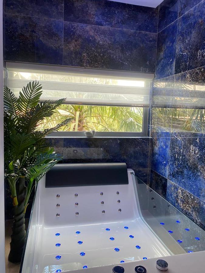 Kuburi Hotel Ksamil Ngoại thất bức ảnh