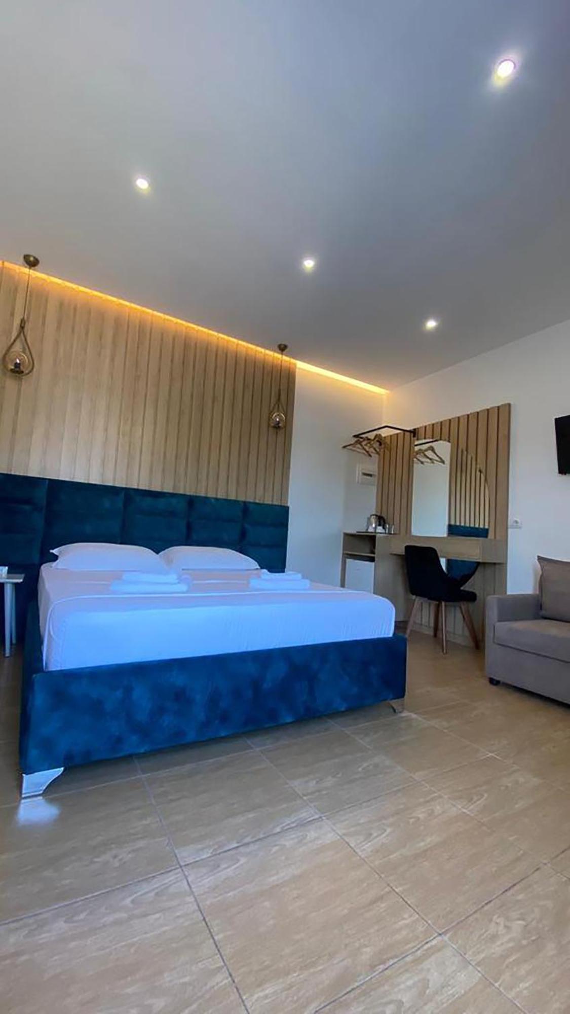 Kuburi Hotel Ksamil Ngoại thất bức ảnh